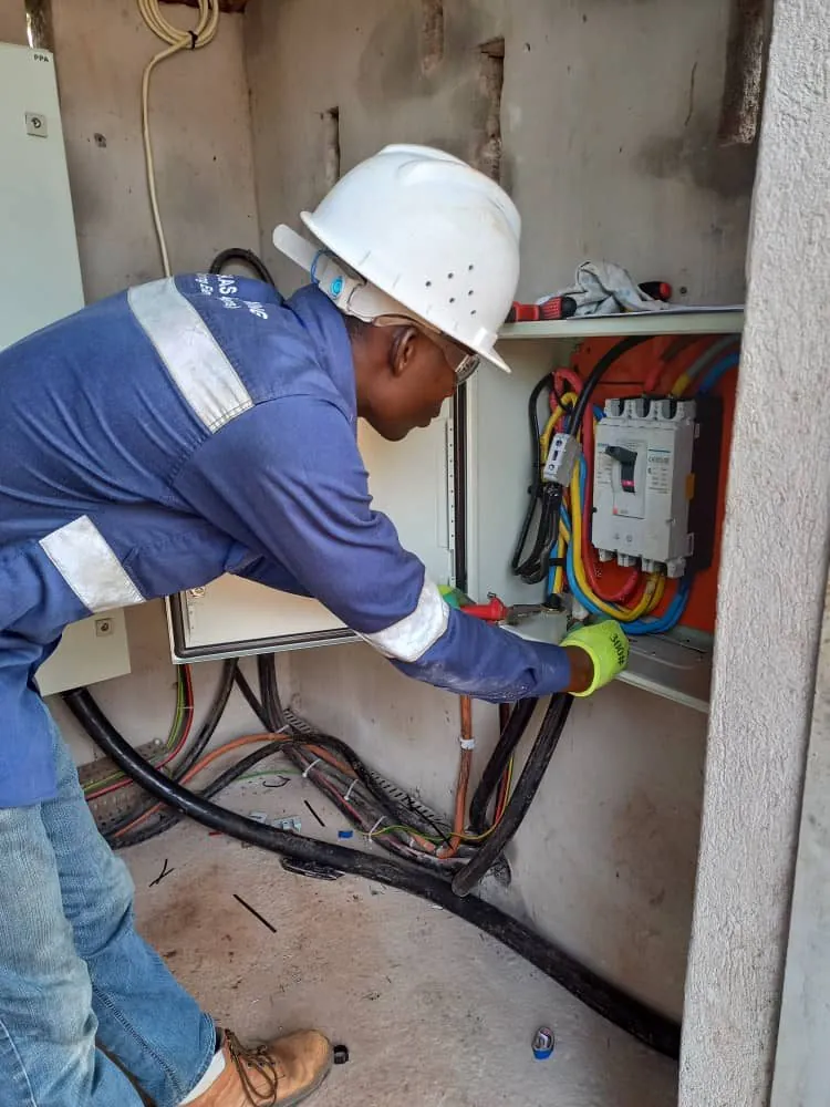 LV distribution board termination